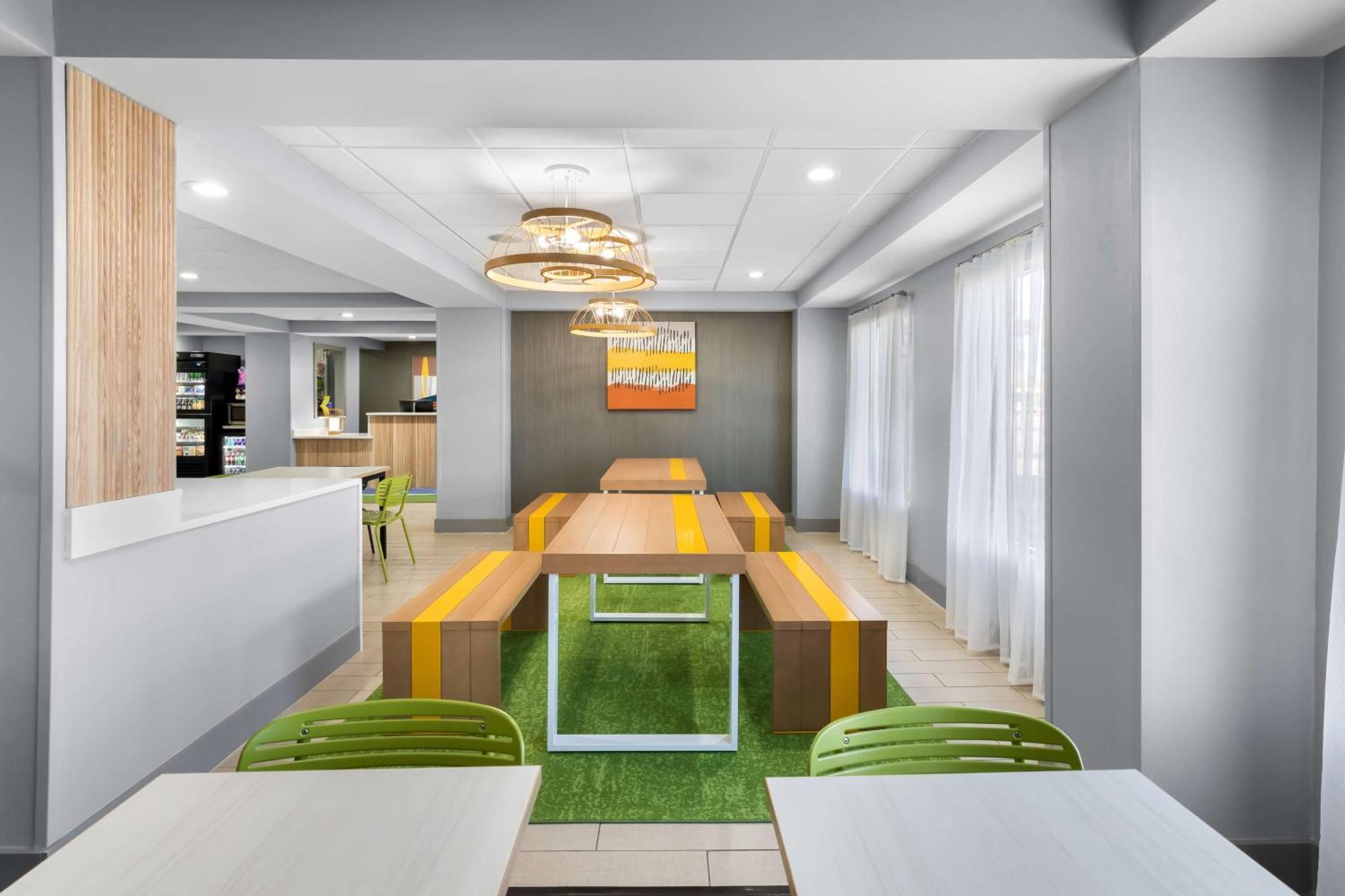 Spark By Hilton קלהון מראה חיצוני תמונה